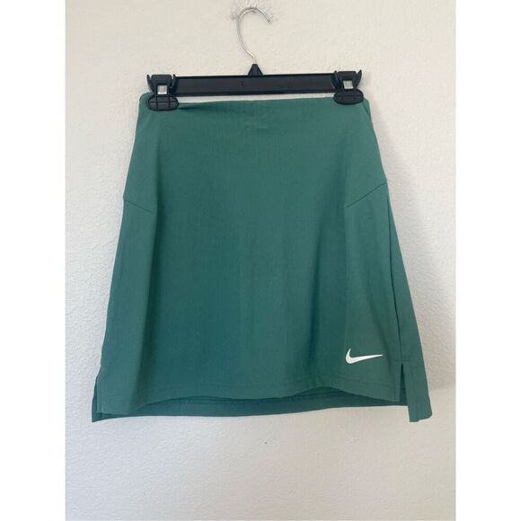 NEW Nike Tour Women's Dri-FIT ADV Golf Skirt Skort $85 Emerald Green - Picture 1 of 6
